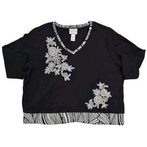 Alfred Dunner Women's 3X Plus Size Floral Embroidered V-Neck Modest Classic Top